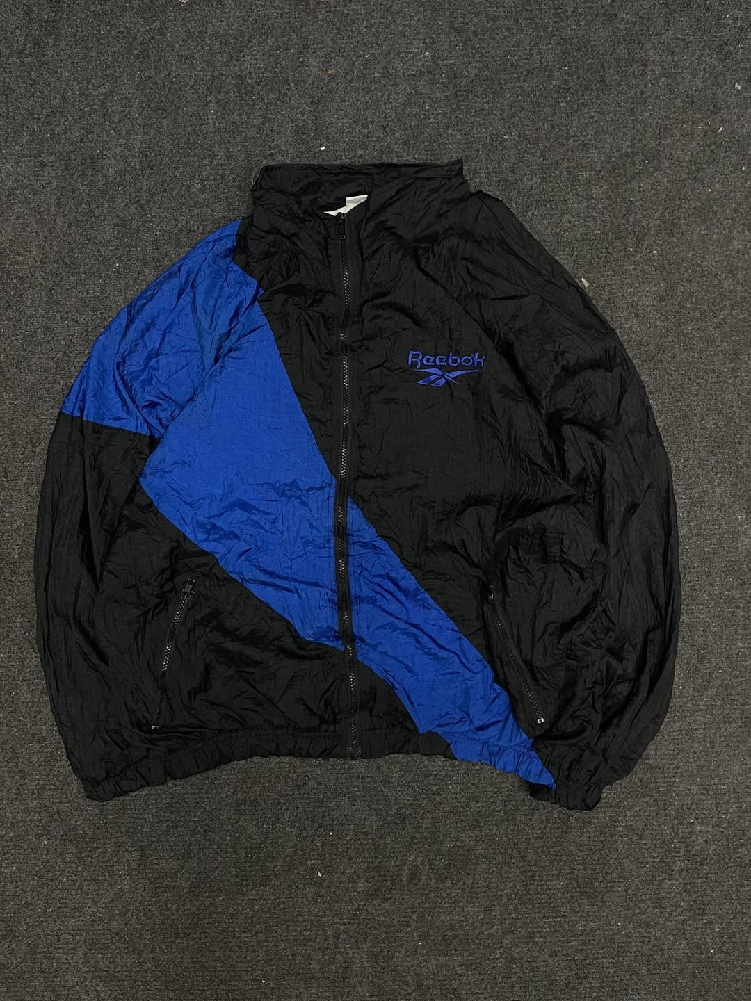 Zipper jacket